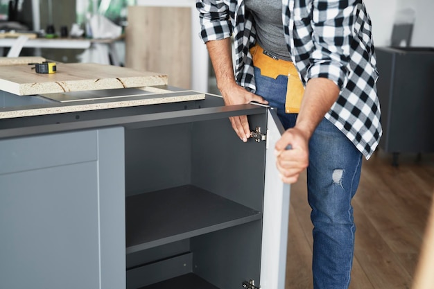 Kitchen Cabinet Installation